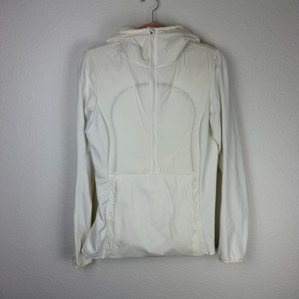 Lululemon Run For Cold Jacket White 8 - Picture 11 of 11